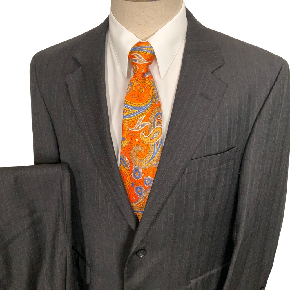 Jos A Bank Pinstripe Suit Mens 42S 37x28 Gray Corporate Timeless Executive 2pc